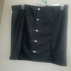 Leather skirt